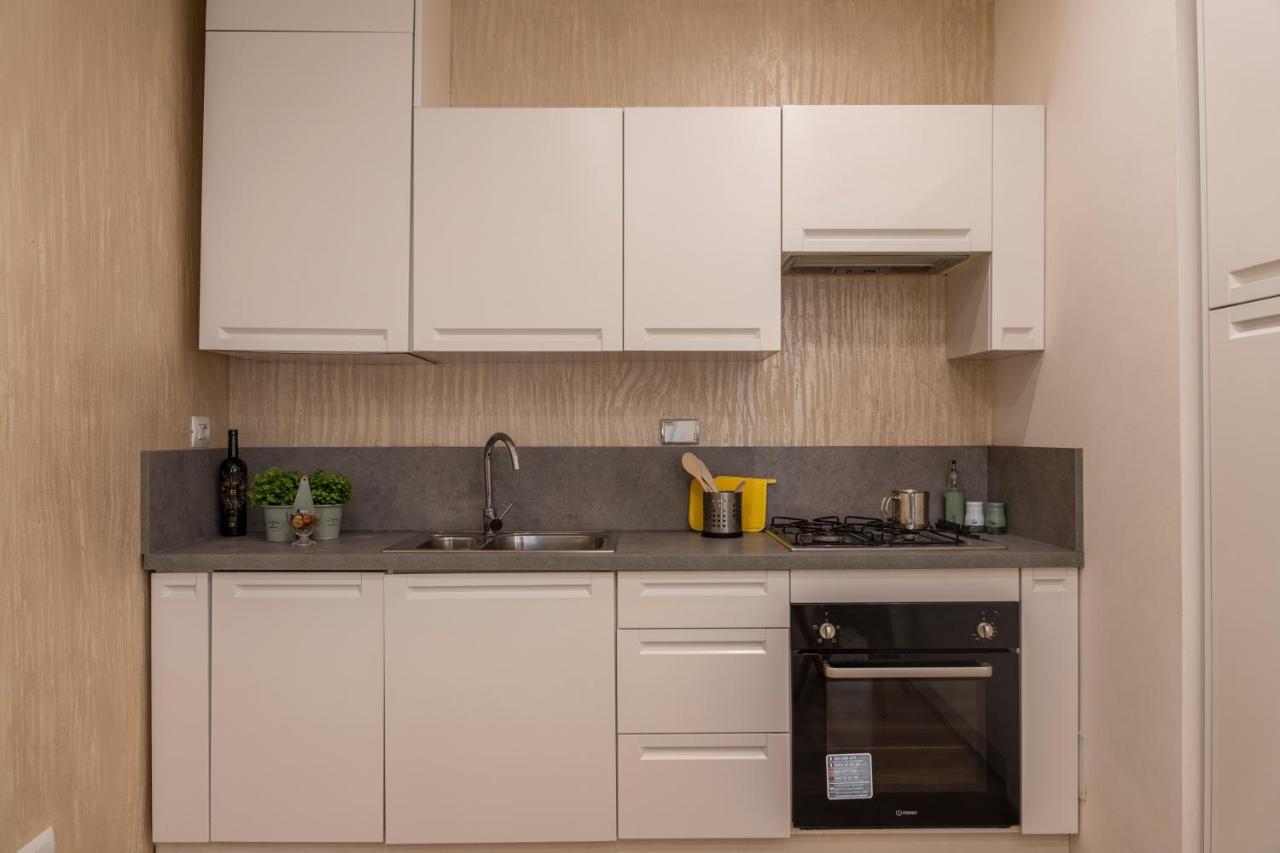 Door22 - Apartment In S. Lorenzo 佛罗伦萨 外观 照片